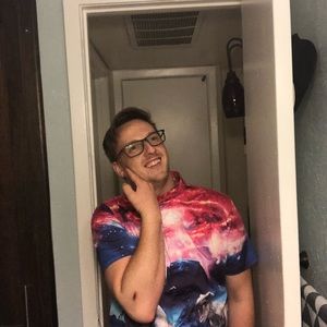 Meet your Posher, Chris